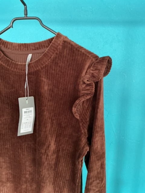 Bluzka welurowa ONLY – rozmiar XL
