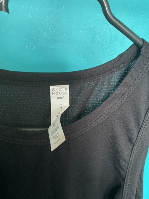 Sportowy top treningowy - rozmiar M