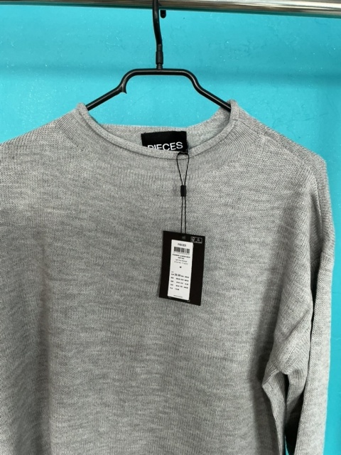 Sweter damski Pieces – rozmiar M