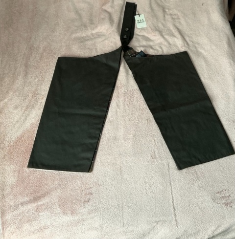 Woskowane nogawki ochronne Barbour L - widok produktu